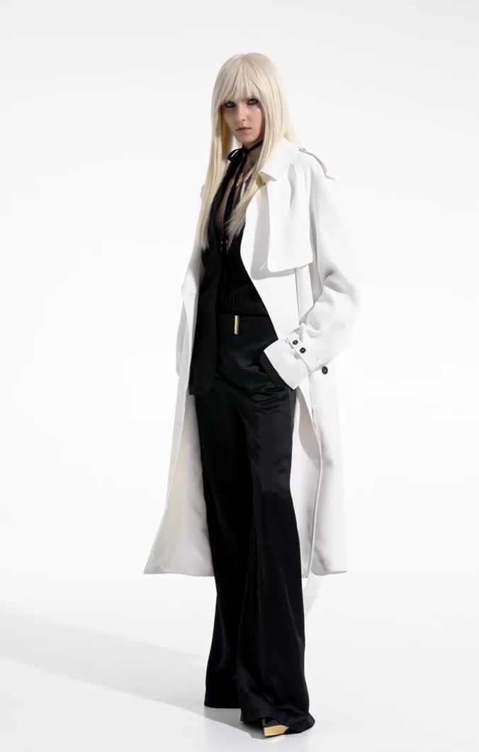 WATER REPELLENT FLUID TWILL TRENCH COAT video thumbnail