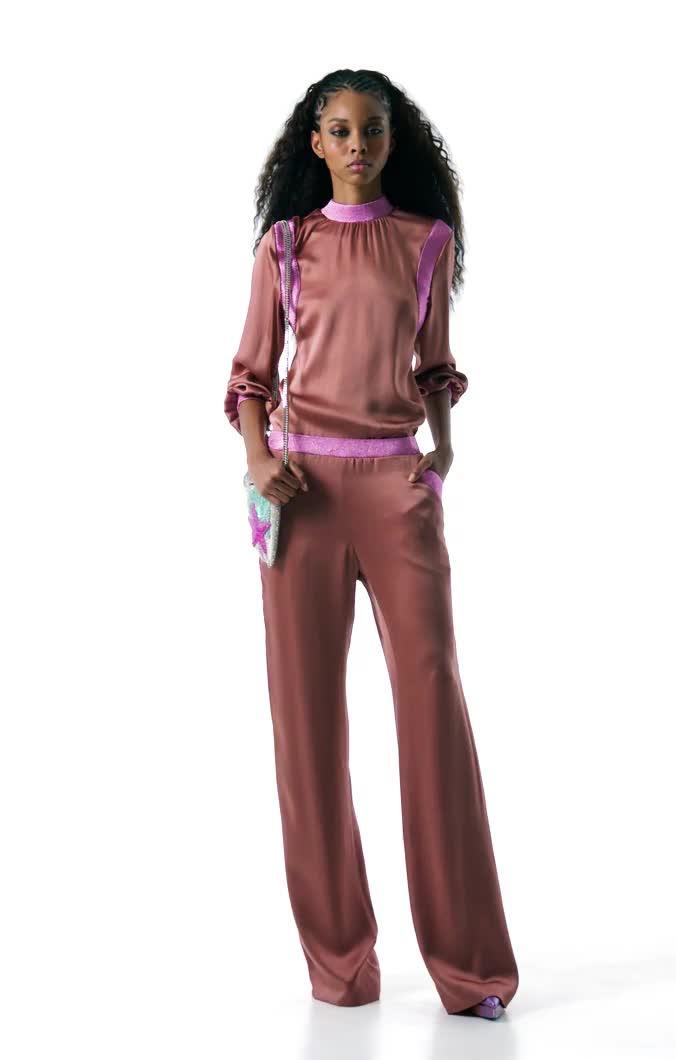 FLUID DOUBLE-FACED SATIN WIDE LEG PANTS video thumbnail