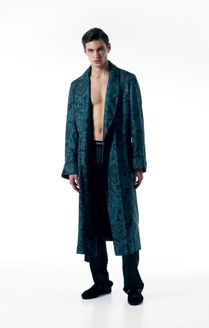 PRINTED SILK SHAWL COLLAR ROBE video thumbnail